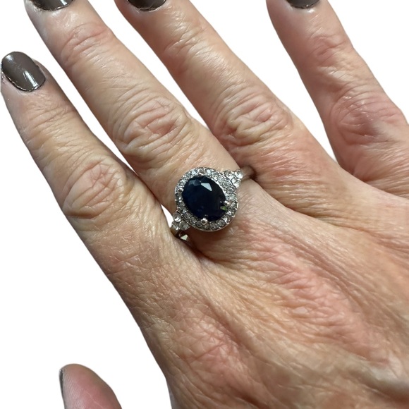 Silver and Sapphire Gemstone Ring - Picture 8 of 8